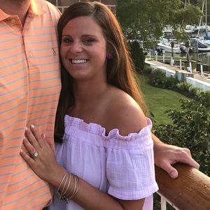 Meet your Posher, Brooke